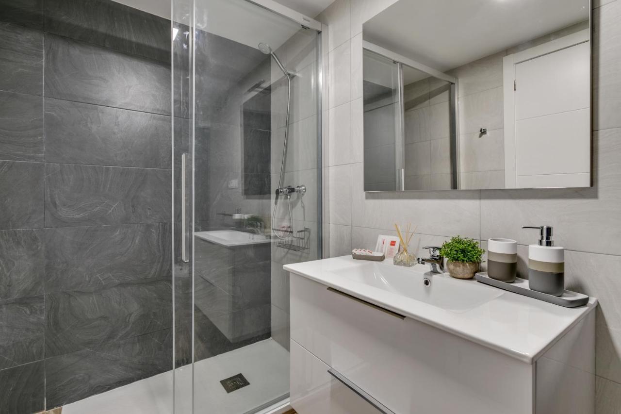 Luxury Apartment City Center Alicante Exteriör bild